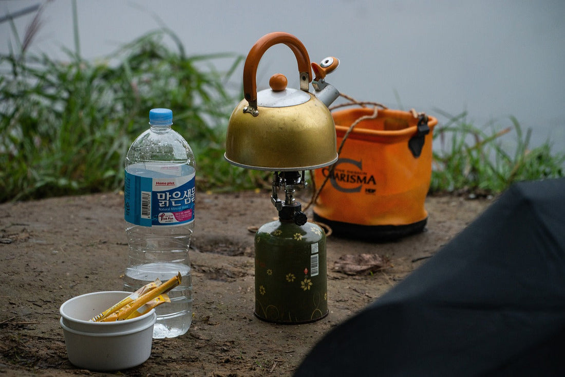 How to Store Food & Stay Safe in the Wild?
