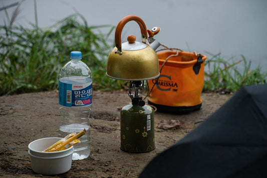 How to Store Food & Stay Safe in the Wild?